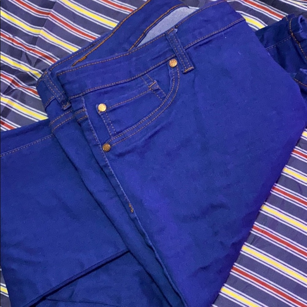 Jeans - Picture 3 of 4